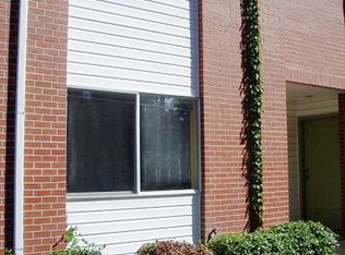 40 4th Ave APT 11, Shalimar, FL 32579