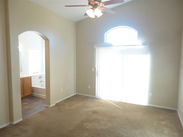 5711 W Shady Grove Dr — Photo 7