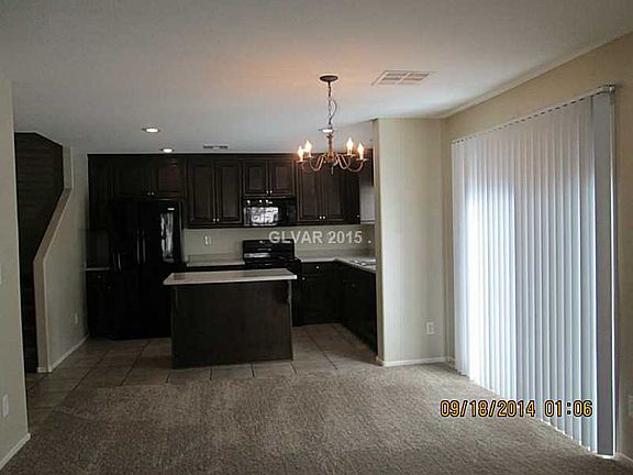 4th image of 583 Primrose Hill Ave