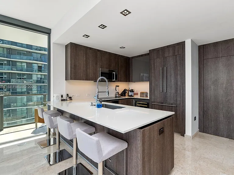 88 SW 7th St #2401 — Photo 30