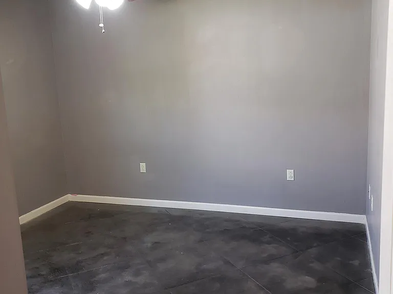3302 Colony Dr — Photo 15