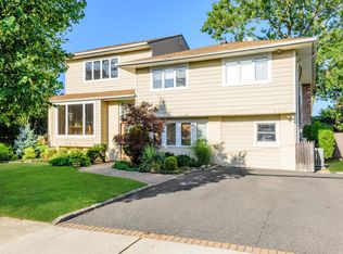 3375 Fairway Rd, Oceanside, NY 11572