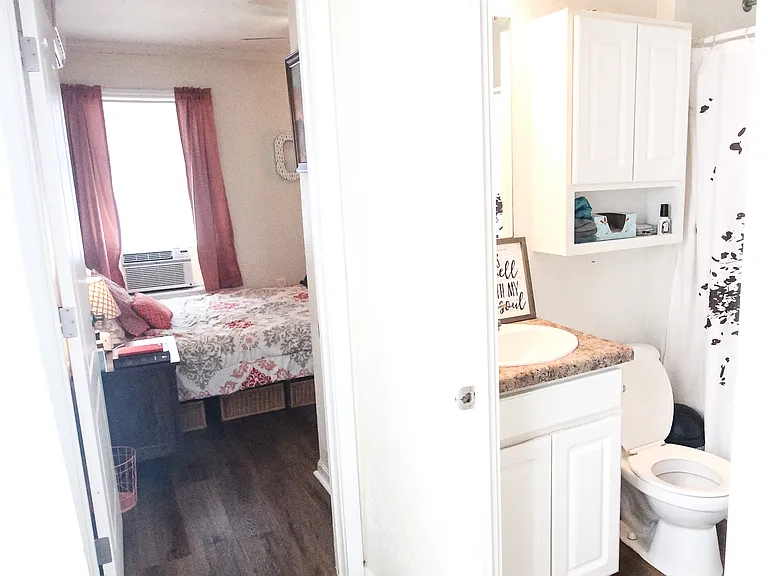 12 Cottage Grove Cir #7 — Photo 6