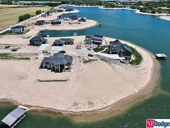 3rd image of 741 Stonewood Pointe