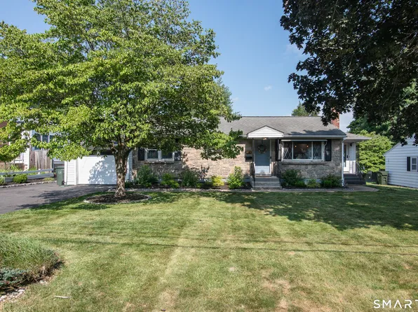 40 Vincent Drive, Newington, CT 06111