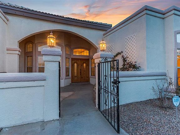 2nd image of 12056 Pueblo Laguna Dr