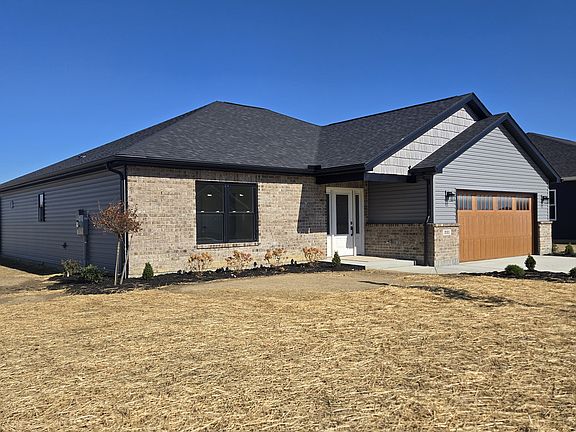 2nd image of 221 Darla Cir