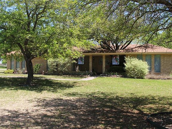 3rd image of 460 County Road 4818