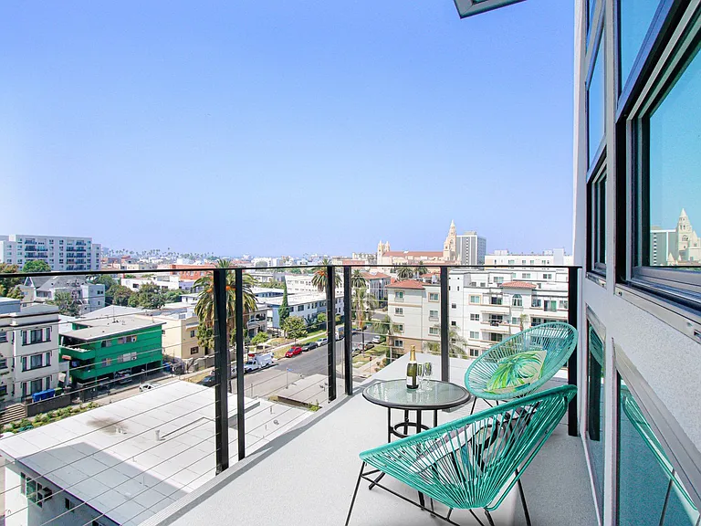 2 Bedroom 2 Bath Unit 608 - Balcony