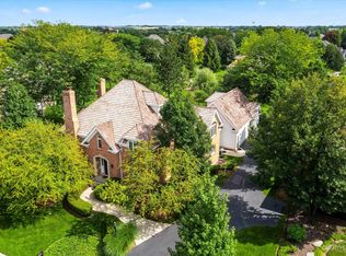 410 Ridge Ln, Lake In The Hills, IL 60156