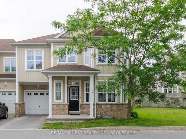 893 Ascot Ln, Kingston, ON K7K 0C8