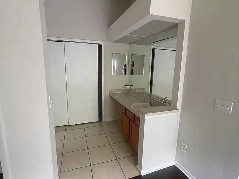 7839 Sugar View Ct #7839 — Photo 5