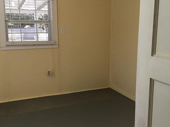 5th image of 1511 Amelia St