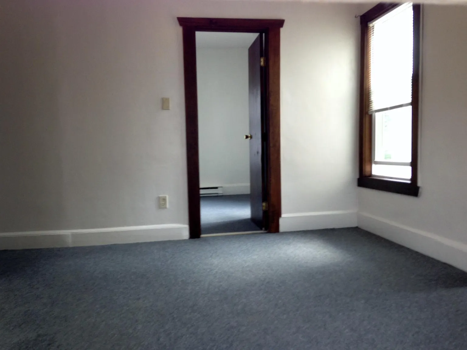 1 bed, 600 sqft, $1,075 — Photo 4