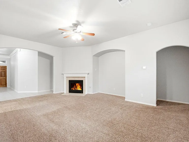 31710 Midlake Park — Photo 13
