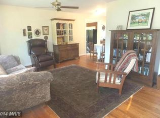 4001 Ronson Dr, Alexandria, VA 22310