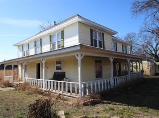 480 W A Denton Dr, Van Alstyne, TX 75495