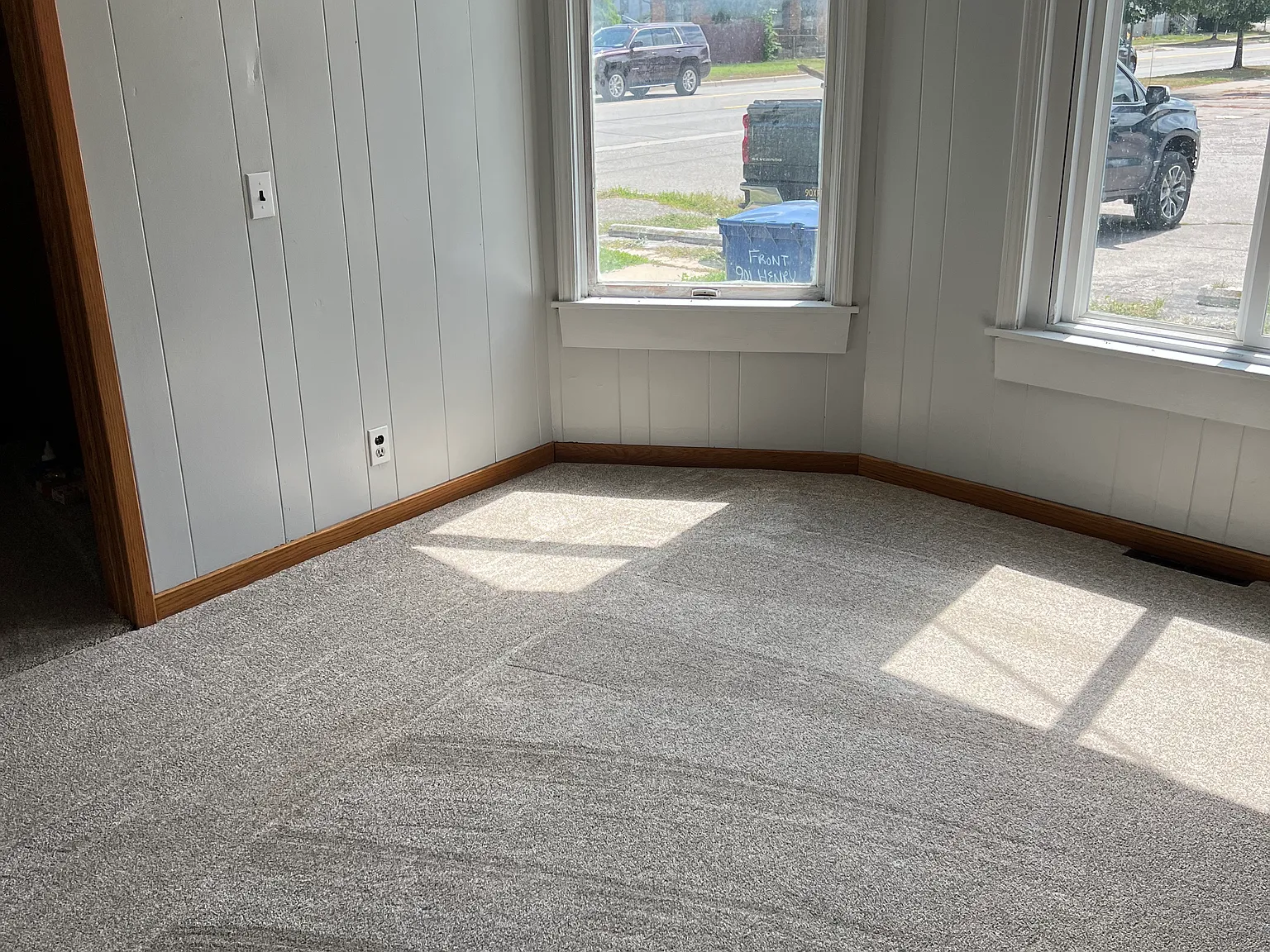 3 bed, 1.5 bath, 1200 sqft, $1,200 — Photo 3