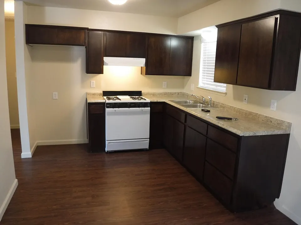 634 S Dayton St #634