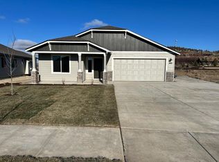1156 NW Varnish Ave #33, Redmond, OR 97756