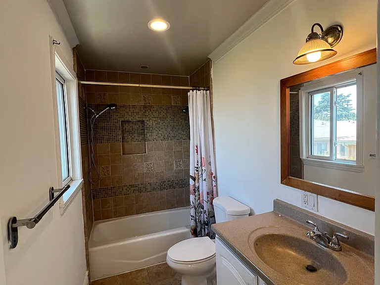4412 Russell Ave — Photo 25