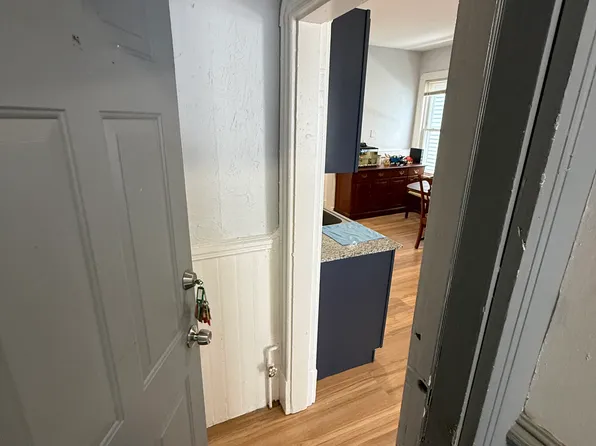 8 Ford St APT 2, Boston, MA 02128