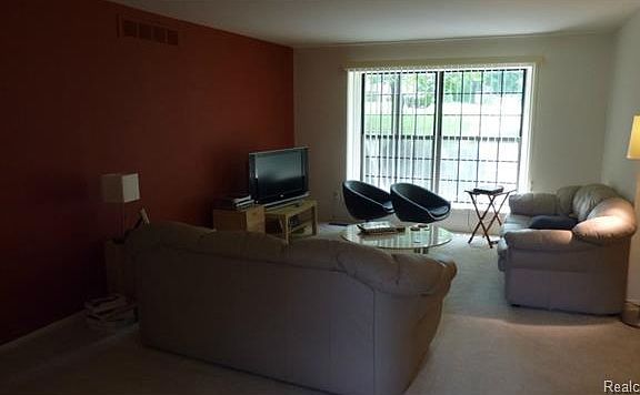 3rd image of 36964 Dartmoor Dr #1