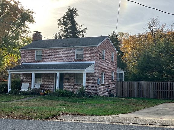 2nd image of 5800 Cannon Ln
