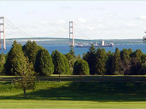 W Us Highway 2, Saint Ignace, MI 49781