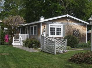 52 Forrester St, Newburyport, MA 01950