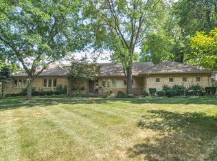 6501 Wenonga Rd, Mission Hills, KS 66208