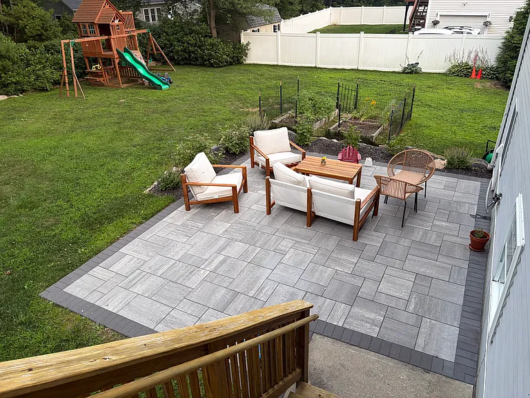 96 Cedar Grove Dr — Photo 2
