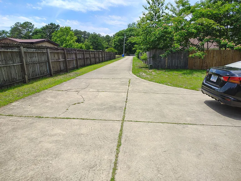 3507 Dundle Rd — Photo 3