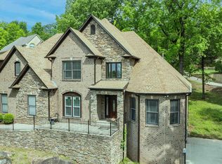 1200 Grand Oaks Cv, Bessemer, AL 35022