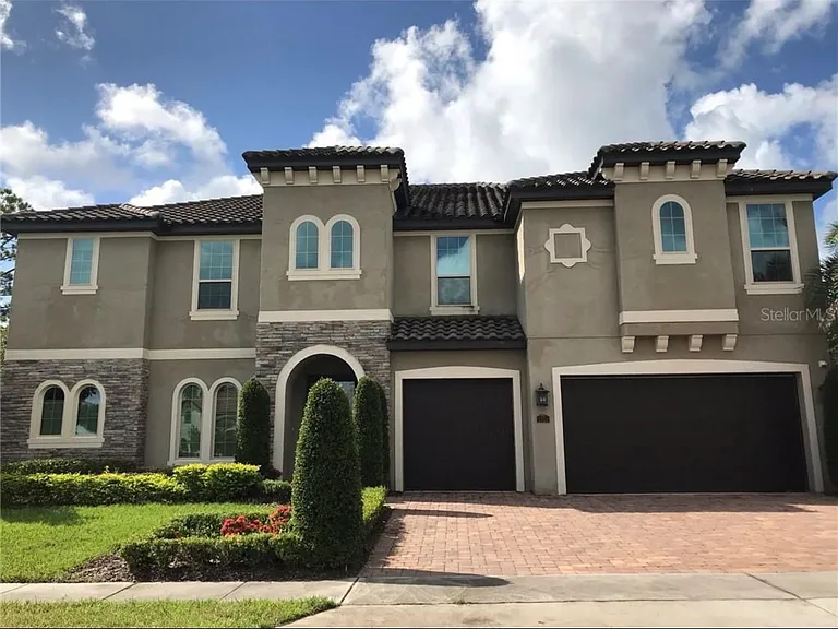 2323 Brickell Pl — Photo 3