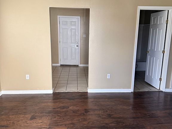 2nd image of 5730 Cameron Blvd Unit A