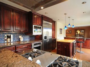 520 S Tumbleweed Rd, Anaheim, CA 92807