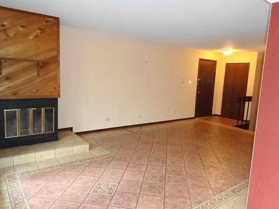 3rd image of 9555 Arrowhead Dr APT D1