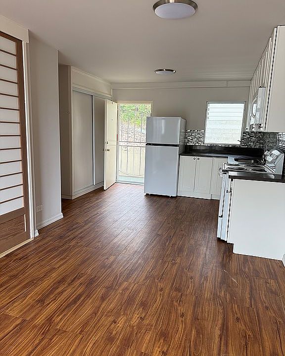 1st image of 1002/A Prospect St #9