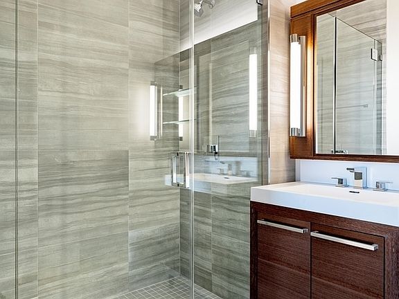 5th image of 100 W 31st St APT 17C