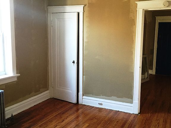 4th image of 4206 San Francisco Ave