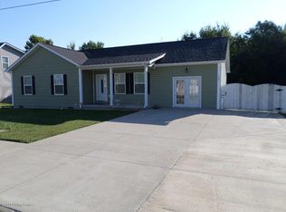 107 Ruby Ct, Radcliff, KY 40160