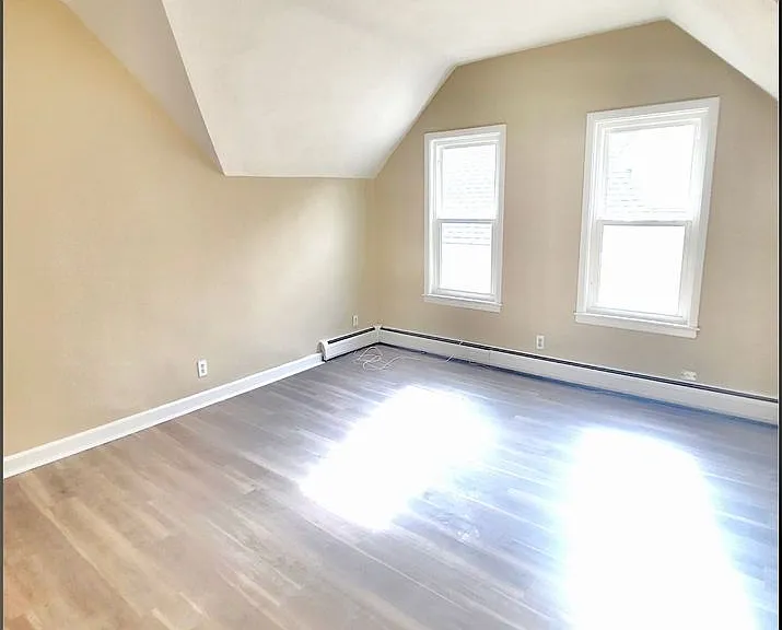 50-52 East George Street — Photo 5