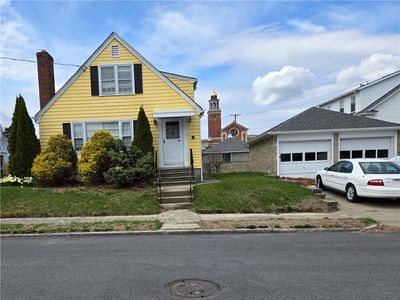 15 Rose St, Cranston, RI, 02920