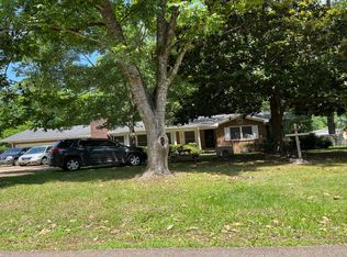 410 N McSweyn Pl, Bruce, MS 38915