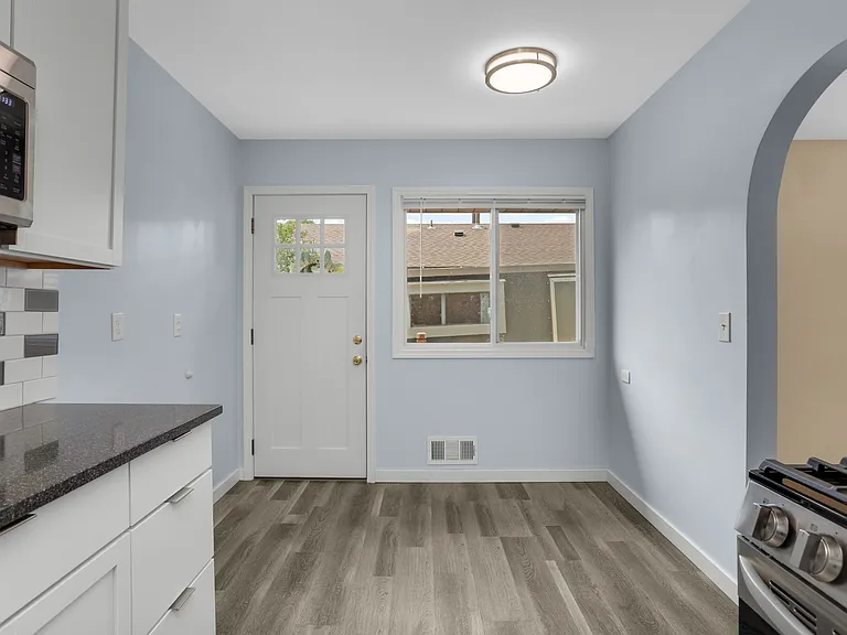 4949 Jackson St NE — Photo 14