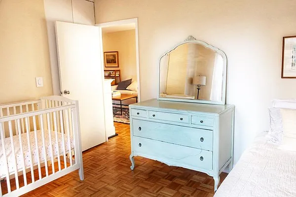 Rented by Douglas Elliman | media 14