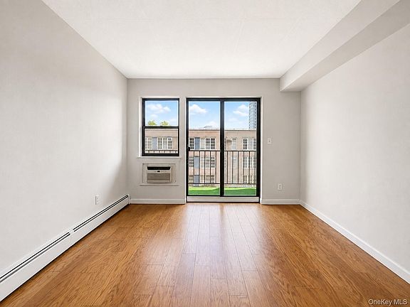 2nd image of 13935 35th Avenue #4B