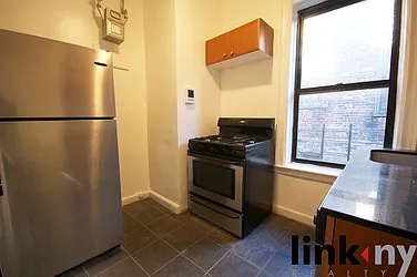 Rented by Link NY Realty