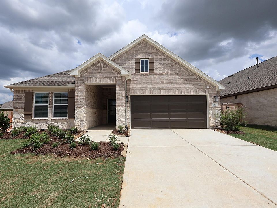 1st image of 21318 Villa Spruce Ln
